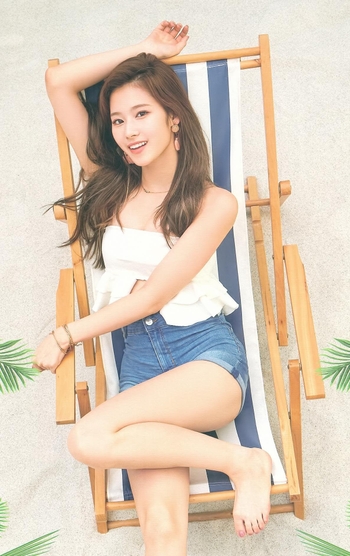 Sana Minatozaki