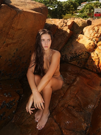 Savannah Clarke