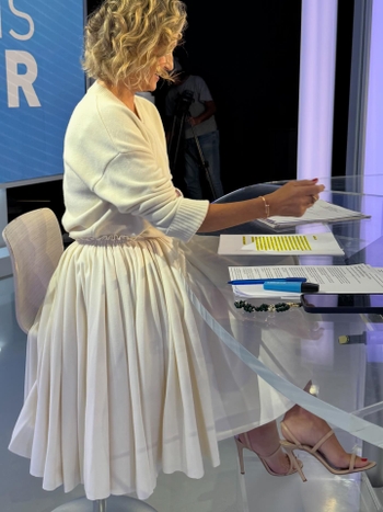Caroline Roux