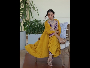  alt="Kanikka Kapur"