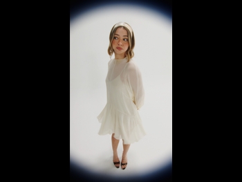  alt="Madelyn Cline"