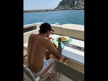  alt="Carlos Sainz"