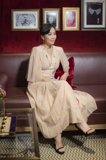 Carina Lau