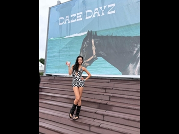  alt="Jang Seungyeon"