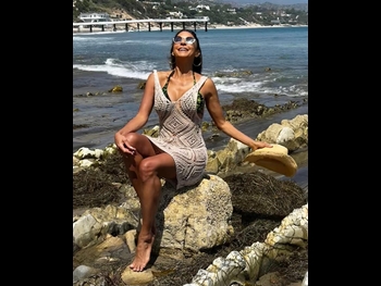  alt="Eva Larue"