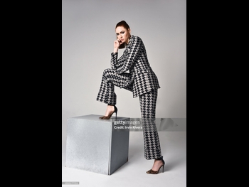  alt="Karen Gillan"