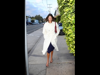  alt="Kaia Gerber"