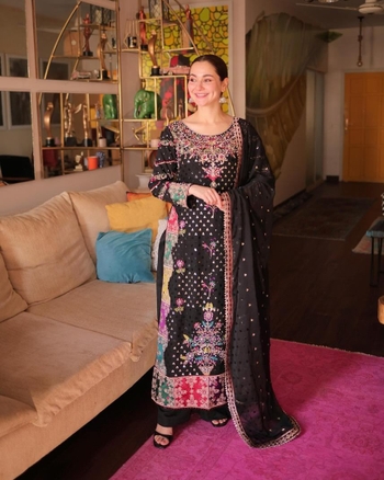 Hania Aamir