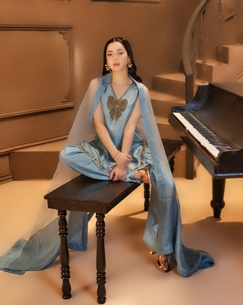 Hania Aamir