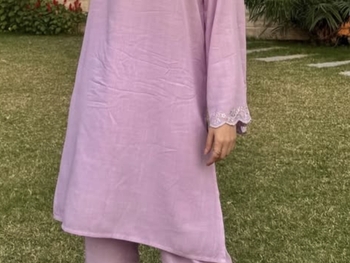 Hania Aamir