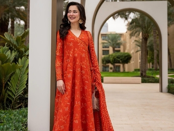 Hania Aamir
