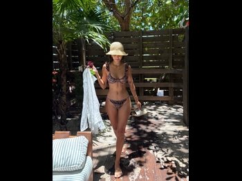  alt="Luciana Fuster"