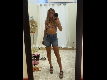  alt="Natalie Sharp"
