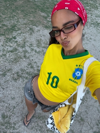 Mikaela Neaze Silva