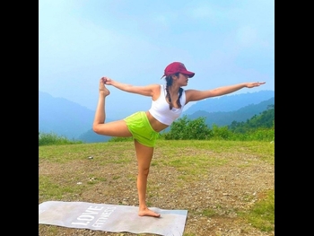  alt="Janhvi Kapoor"
