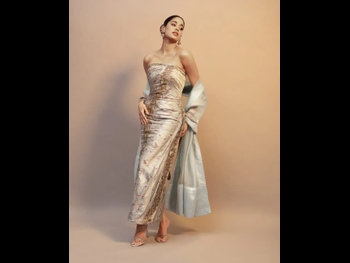  alt="Janhvi Kapoor"