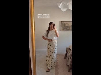  alt="Madison Perry"