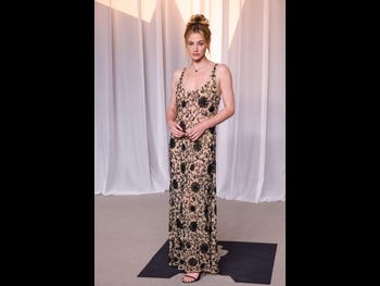  alt="Lili Reinhart"