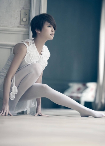 Rainie Yang