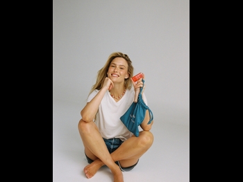  alt="Bar Refaeli"