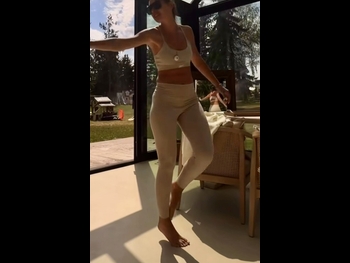  alt="Klaudia Halejcio"