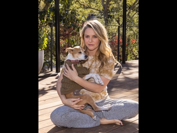  alt="Alicia Silverstone"