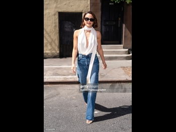  alt="Camila Mendes"
