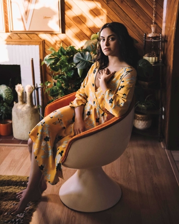 Camila Mendes