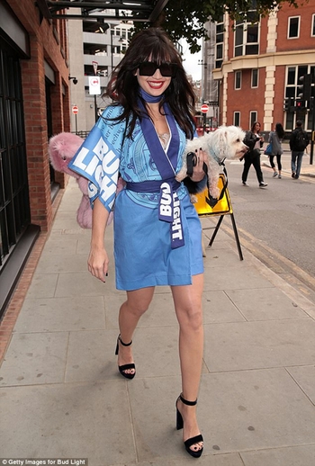 Daisy Lowe