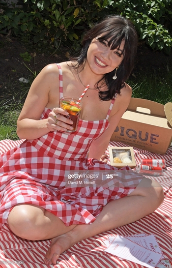 Daisy Lowe