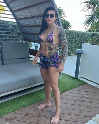 Claudia Gadelha