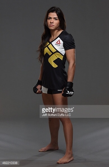 Claudia Gadelha