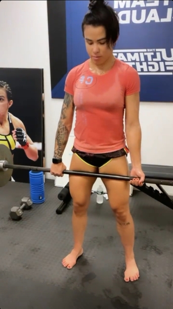 Claudia Gadelha