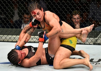 Claudia Gadelha