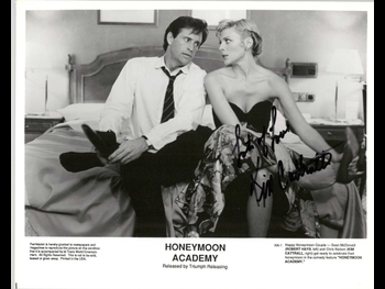  alt="Kim Cattrall"