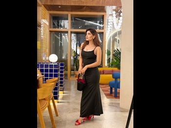  alt="Karishma Sharma"