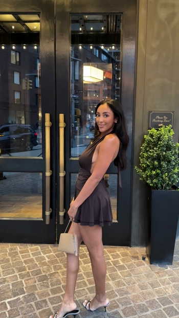 Tayshia Adams