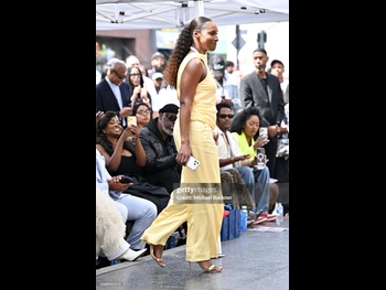  alt="Issa Rae"