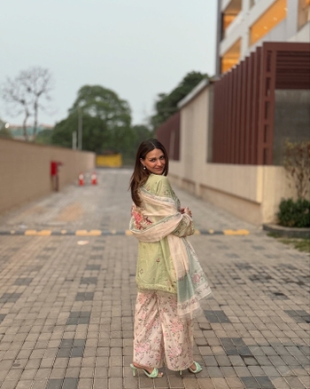 Himanshi Khurana