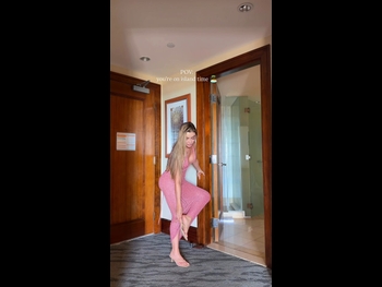  alt="Valentina Gallego"