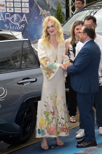 Elle Fanning