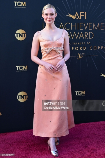 Elle Fanning