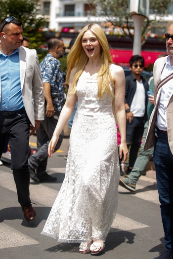 Elle Fanning