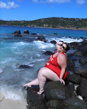 Whitney Way Thore