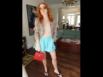  alt="Angela Scanlon"