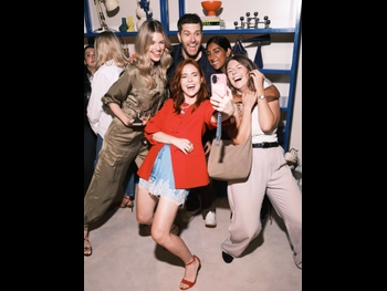 alt="Angela Scanlon"