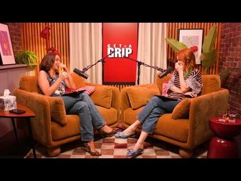  alt="Angela Scanlon"