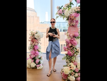  alt="Angela Scanlon"