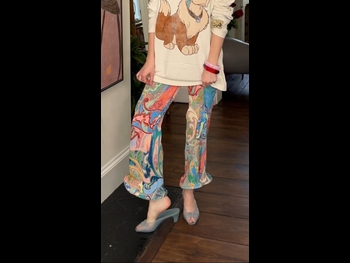  alt="Angela Scanlon"