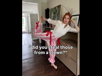  alt="Angela Scanlon"
